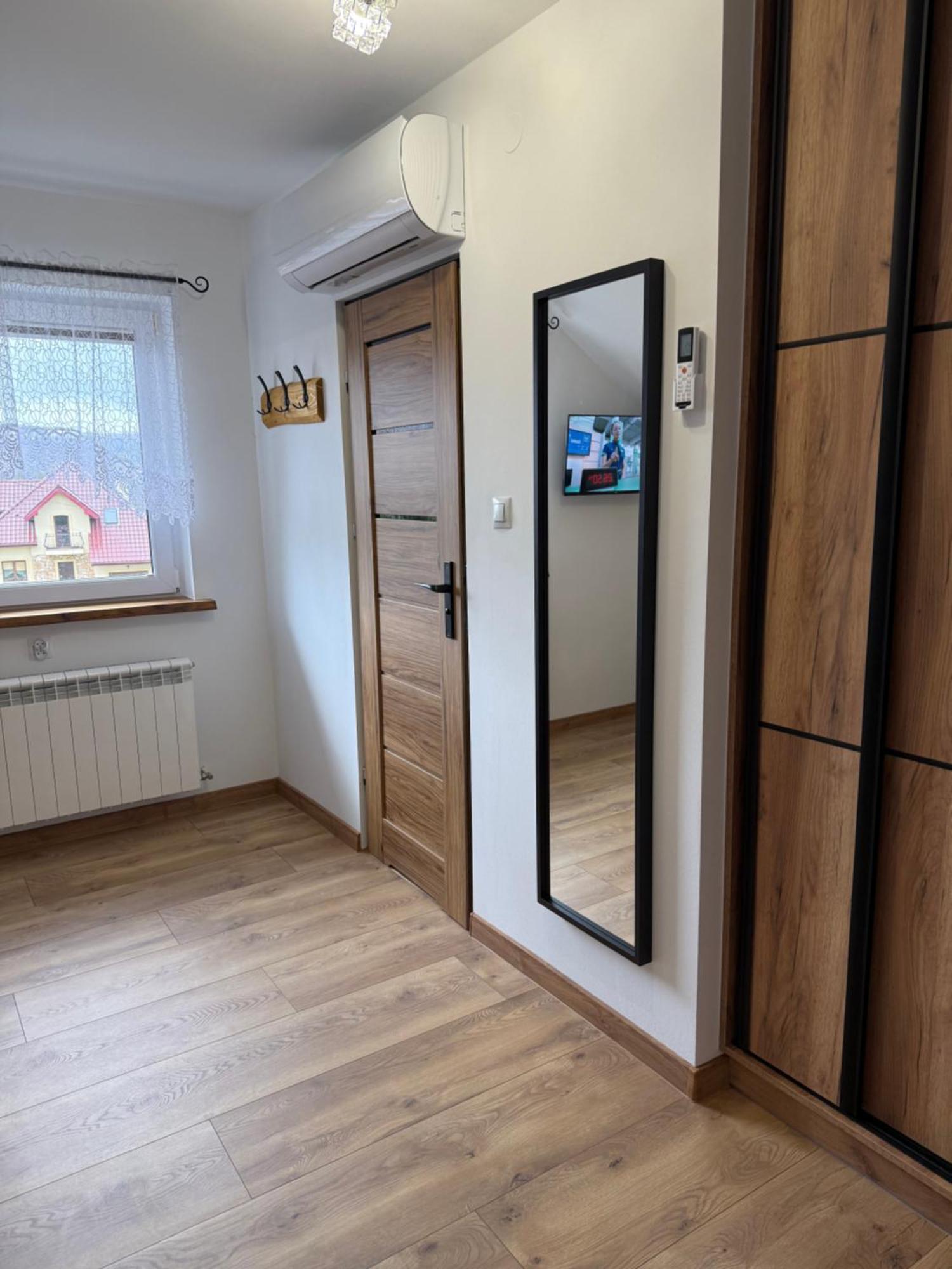 Apartament Z Tarasem I Pokoje Klimatyzowane -Drozdowka Solina Solina  Luaran gambar